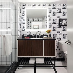 Graduate Junior King Suite
